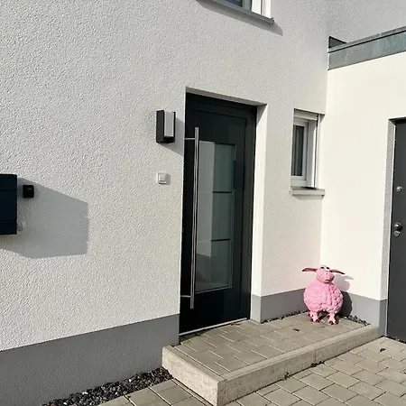 Neue Bodenseeferienwohnung Mit Terrasse Und Garten Uhldingen-Muehlhofen Exterior photo