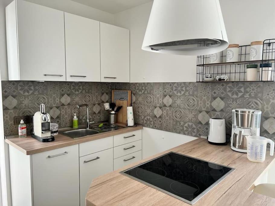 Neue Bodenseeferienwohnung Mit Terrasse Und Garten Uhldingen-Muehlhofen